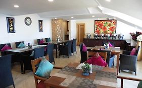 Hotel City Light 3*